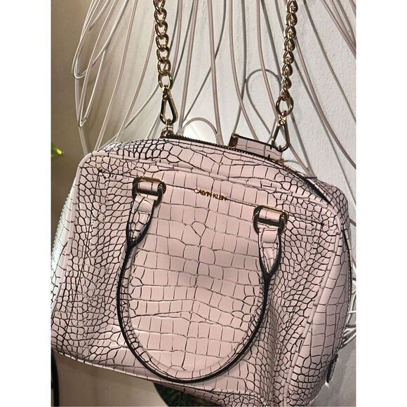 Calvin Klein White Crocodile leather hand bag   Handbag features white “crocodil - Picture 3 of 10